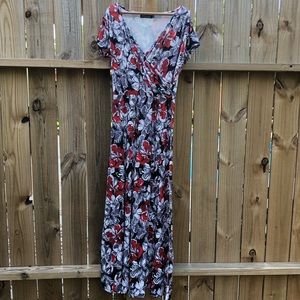 Red / gray floral maxi dress - sz XL